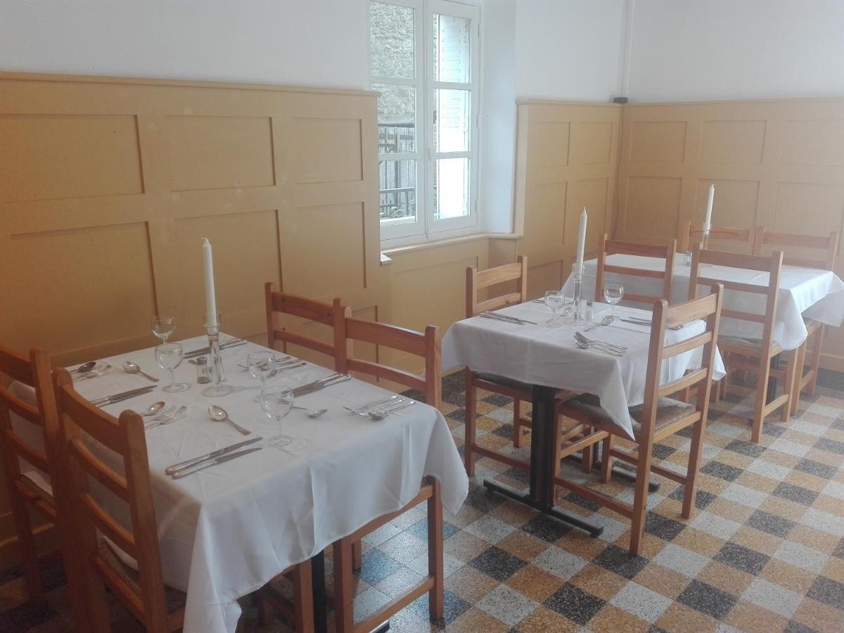 L'esquilon Chambre d'hôte Acomodação com café da manhã Thiat Exterior foto